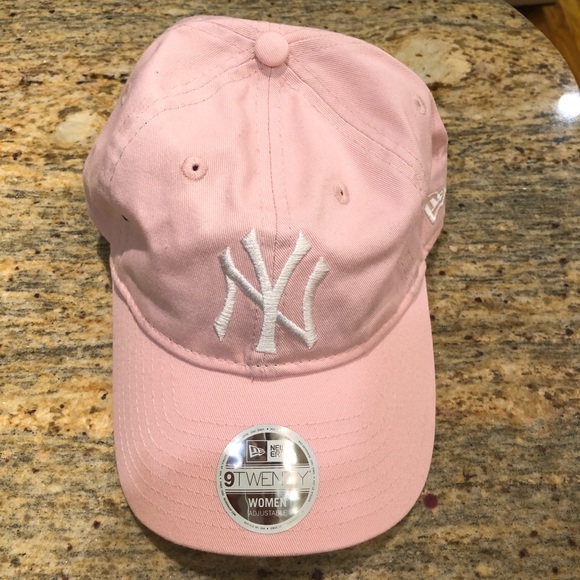 Accessories - Pink women’s Yankees hat